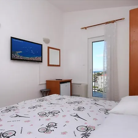 Pansion Komfor Moca 3* ماكارسكا