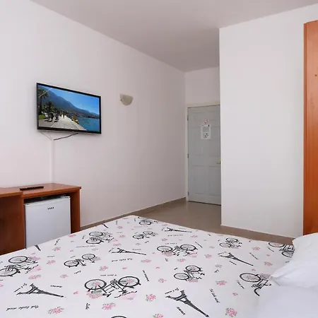Pansion Komfor Moca Penzion Makarská