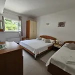 Pensjonat Pansion Komfor Moca 3*